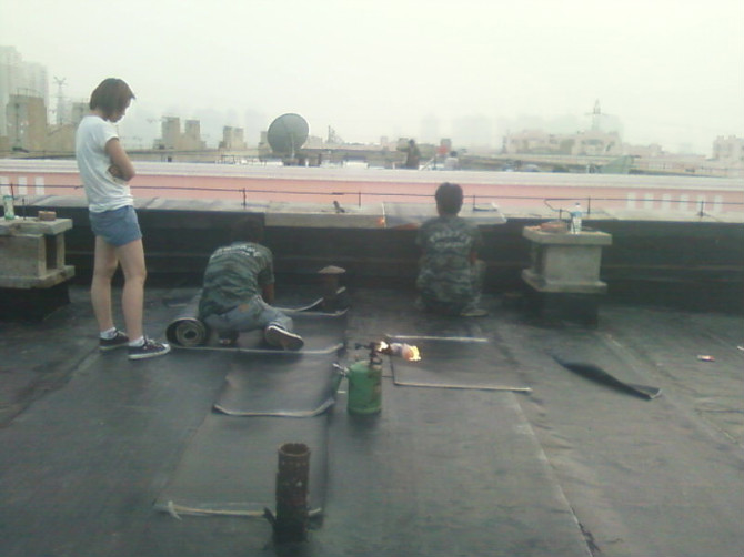 專業(yè)防水施工現(xiàn)場(chǎng)